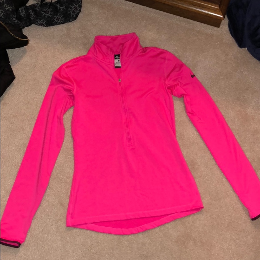 Nike Half Zip. Pink.